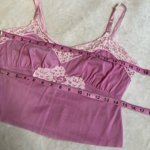 VINTAGE/ pink lace crop cami - Picture 5 of 5